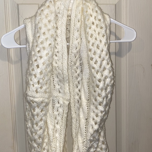 Infinity Scarf - Picture 2 of 3